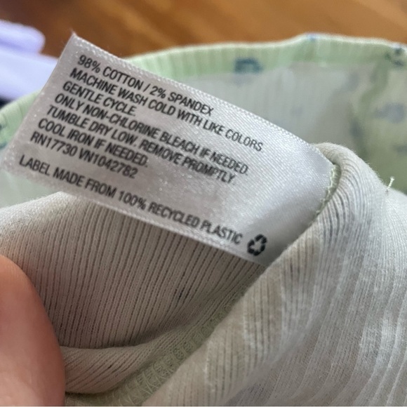 Wild Fable Cream and Blue Short Sleeve Tee - Picture 5 of 5